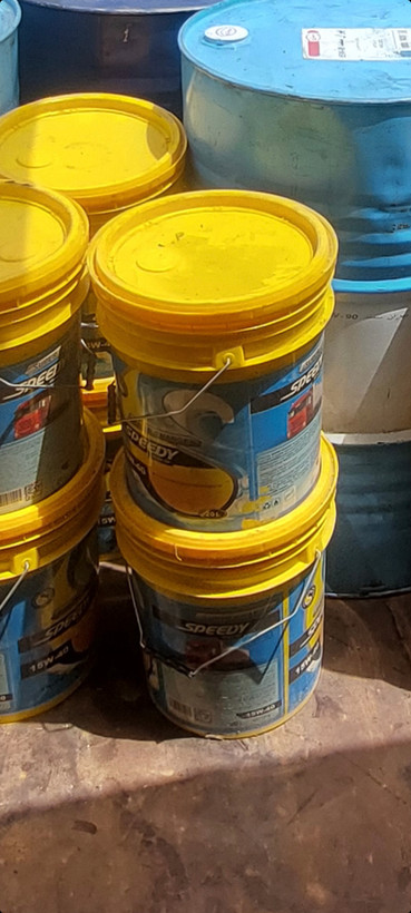 روغن موتور شارژ 15w-40 توربو تک 20 لیتری سپاهان